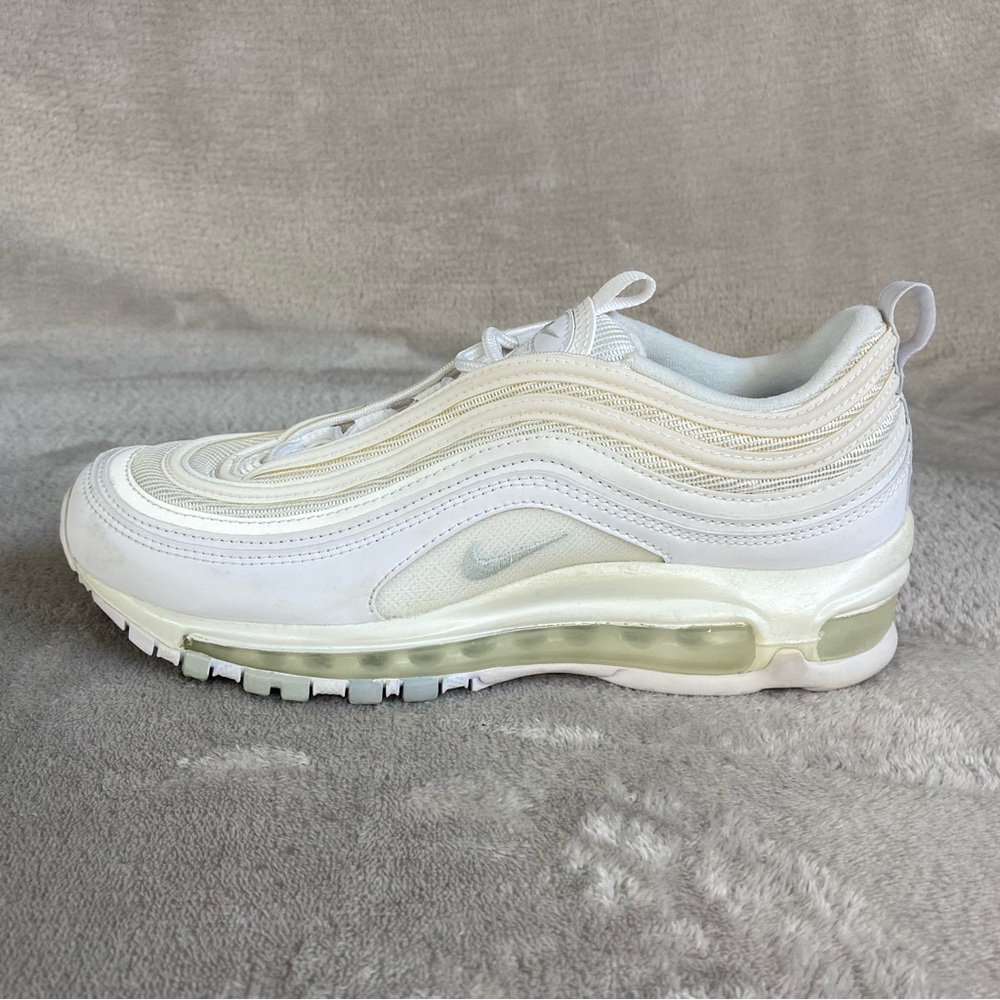 Nike Air Max 97 Women's Sneakers Shoes Size 7.5 Triple White Leather NEW - Picture 2 of 10